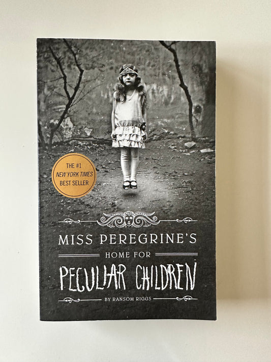 Miss Peregrine's Home for Peculiar Children- Ransom Riggs (Pre-loved)