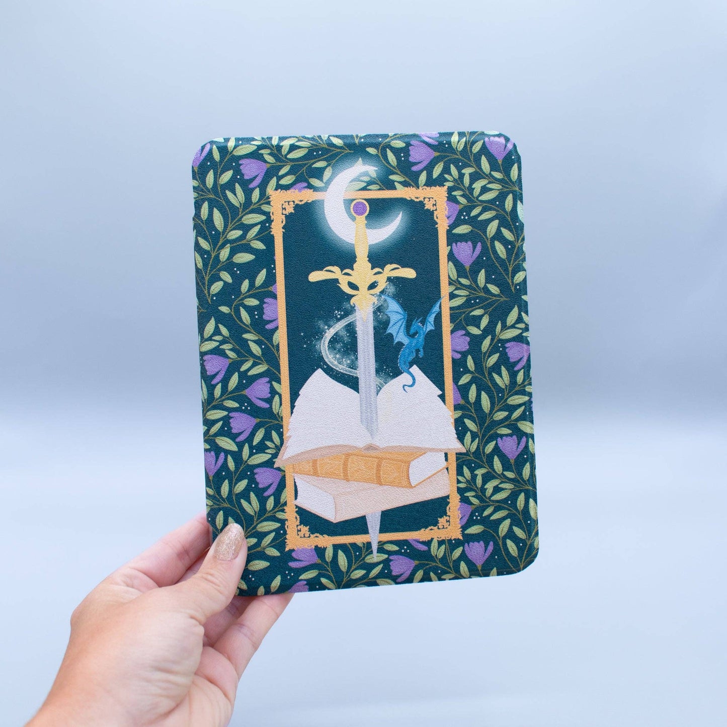 Sword & Books Kindle Case: Kindle Basic (2022 & 2024 models)